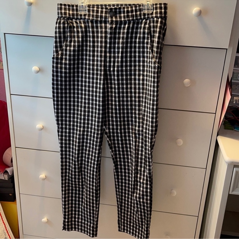 HOLLISTER CHECKERED PANTS